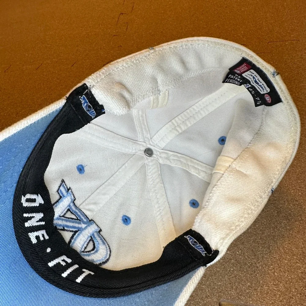 Top of the World Hat Mens OS White UNC Tar Heels One-Fit Embroidered Cap NCAA